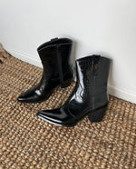 Matisse Bambi Western Boots- Black